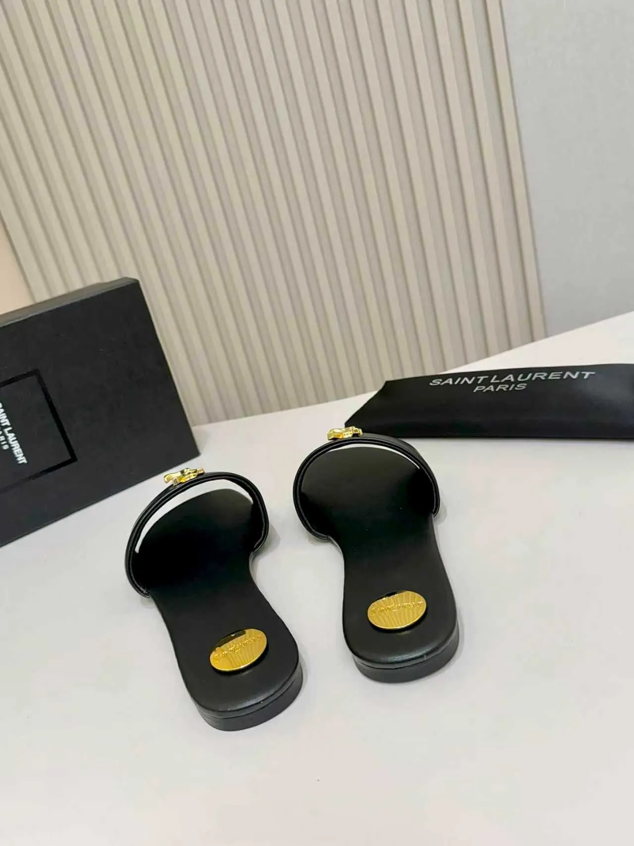 👟👟Ex-factory price 340👟👟 Genuine leather sole +40 YSL new model, upper cowhide leather lining sheepskin, size 35-44, rubber sole, genuine leather sole +40
